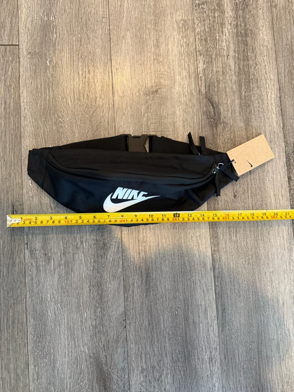 Nike brand‑new waist